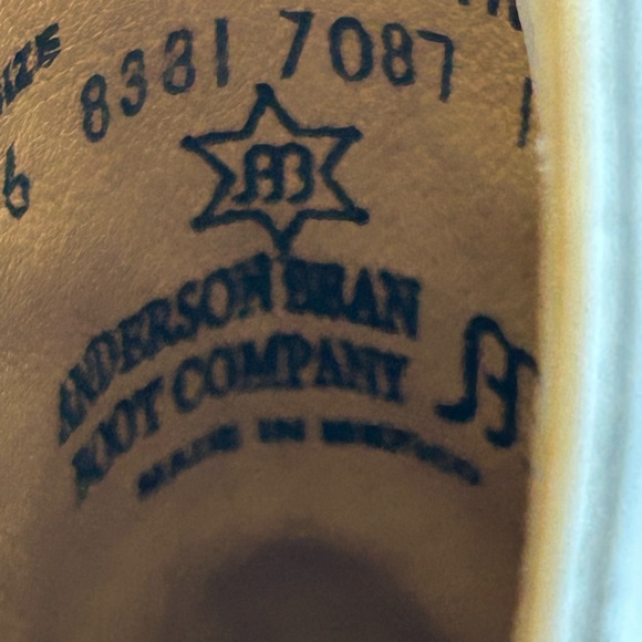 Preowned Anderson Bean Boot company size 6 Y
ABY7087 - Picture 7 of 15